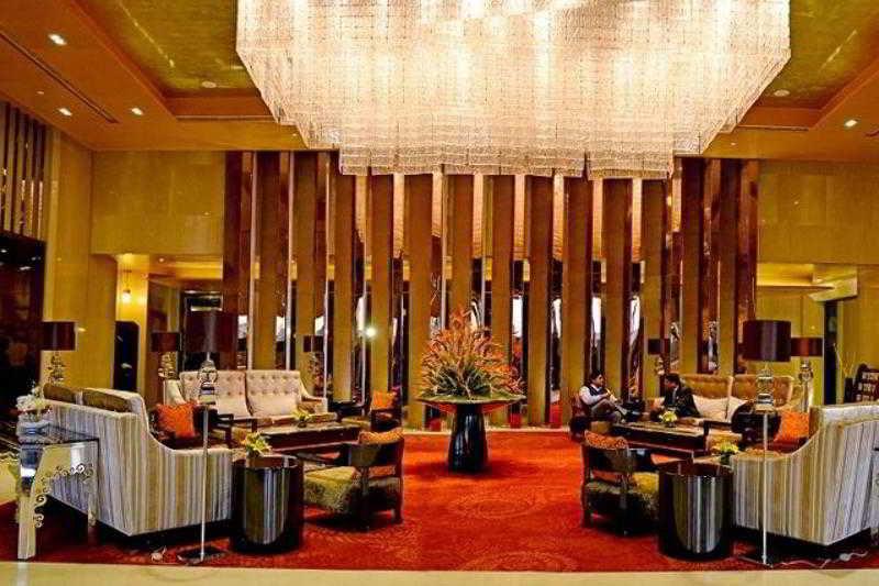 Radisson Blu Jaipur Hotel Buitenkant foto