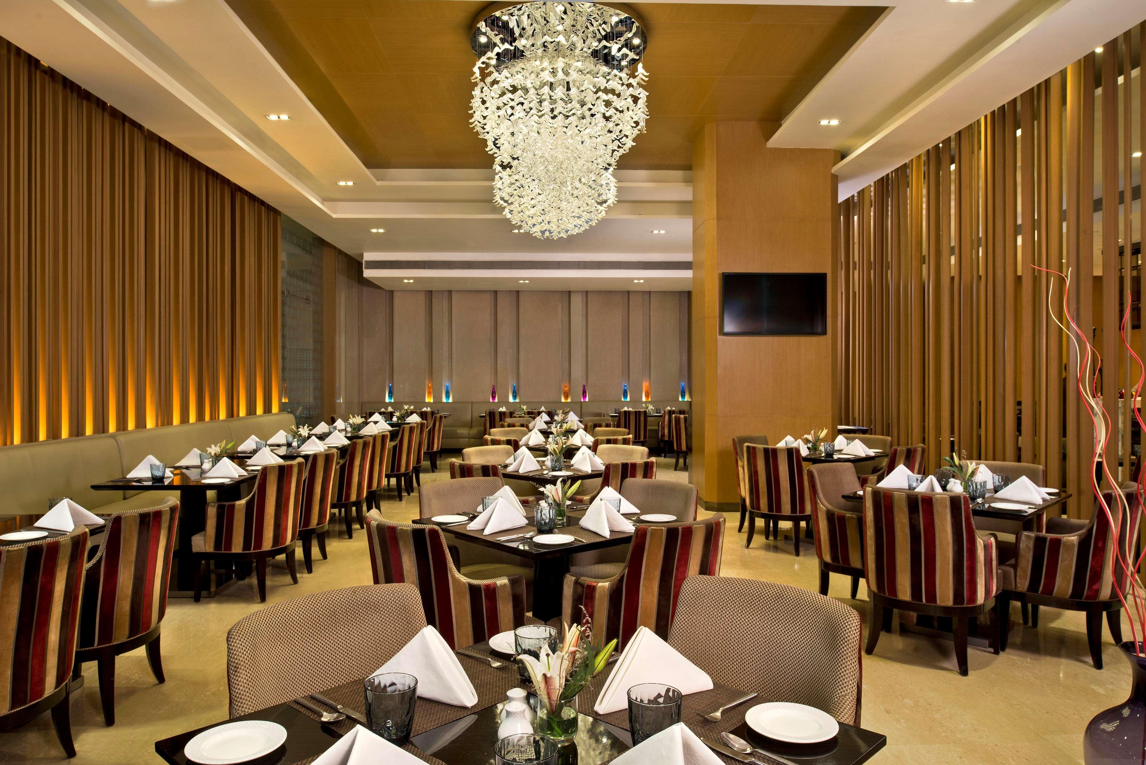 Radisson Blu Jaipur Hotel Buitenkant foto