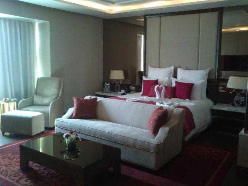 Radisson Blu Jaipur Hotel Buitenkant foto