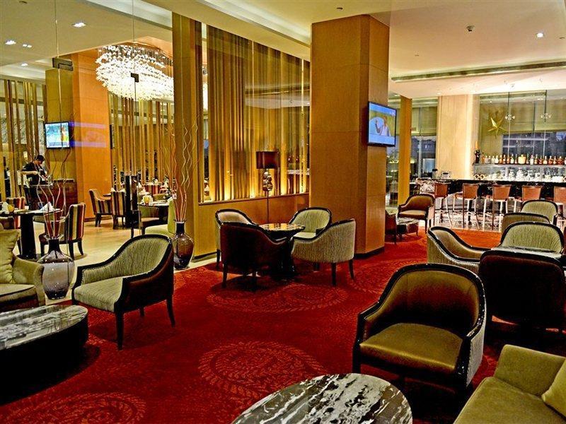 Radisson Blu Jaipur Hotel Buitenkant foto