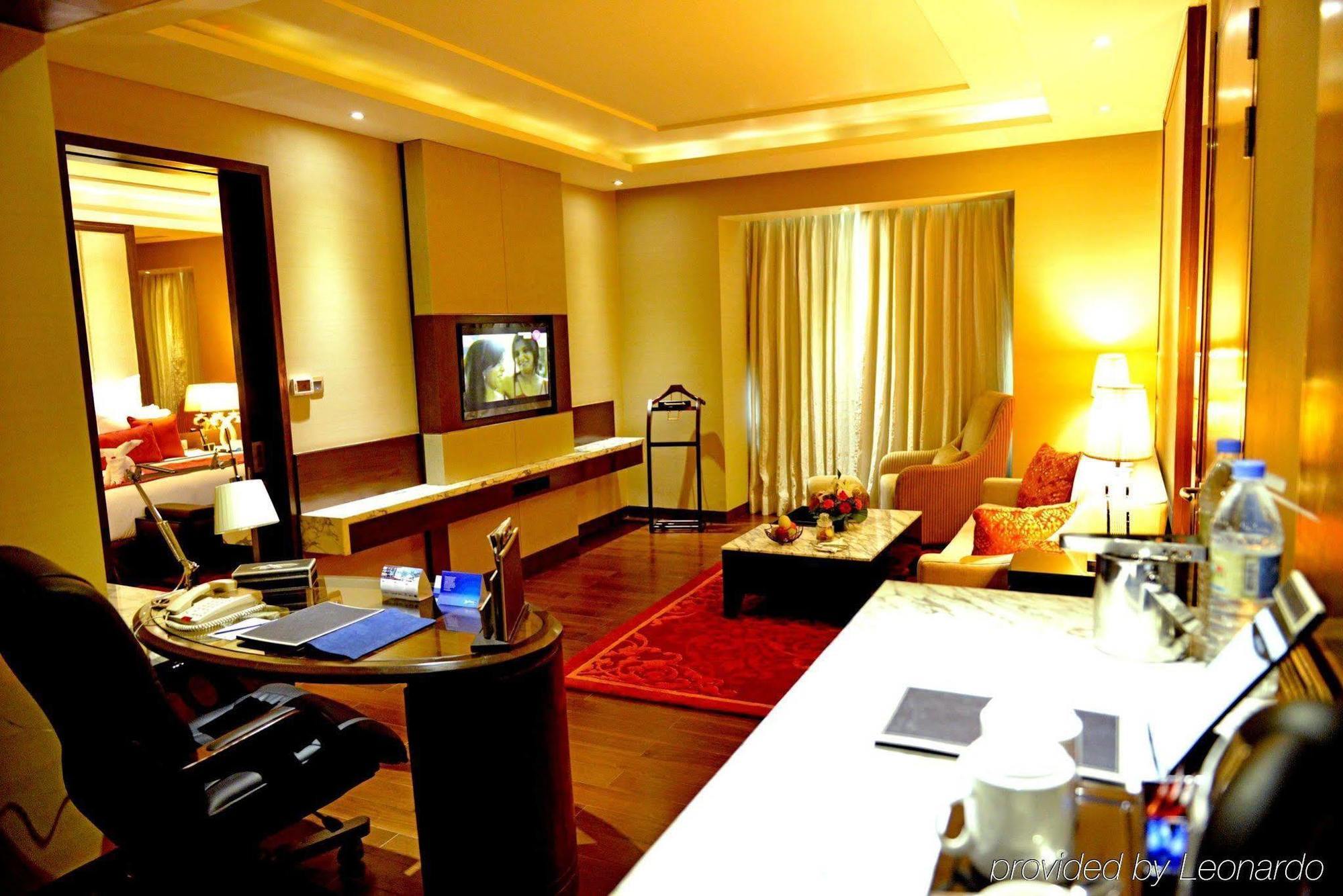 Radisson Blu Jaipur Hotel Kamer foto